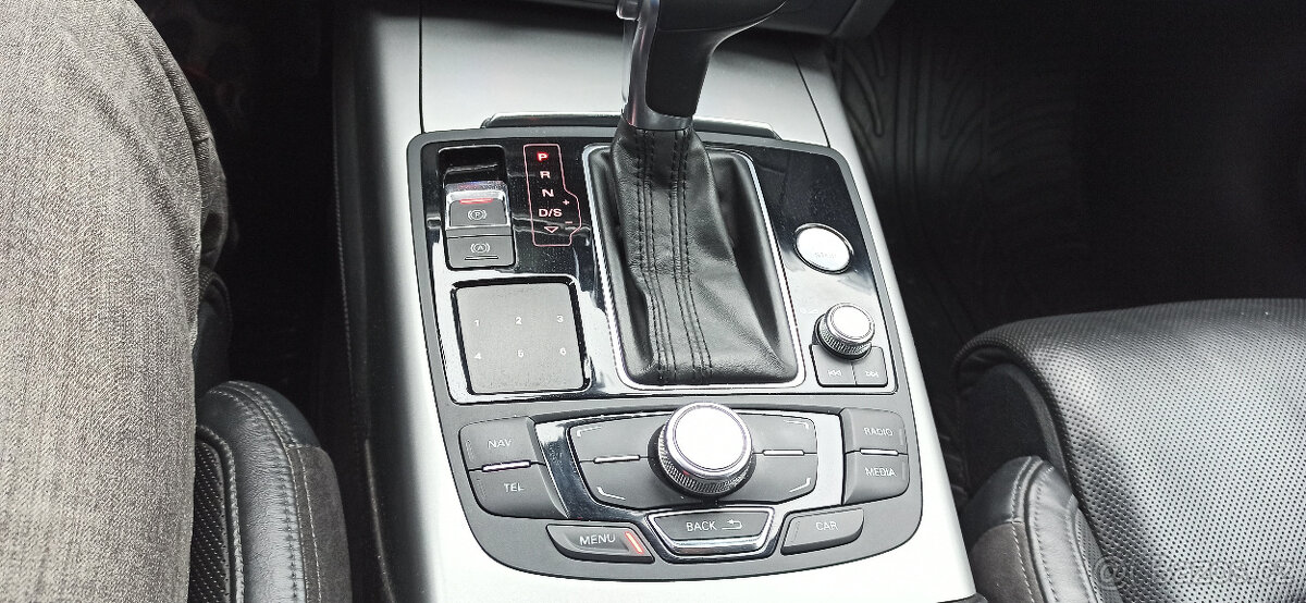 AUDI A6 AVANT 3.0TDI 180kW QUATTRO - 16