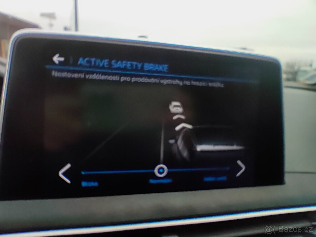 PEUGEOT 3008 1.2 PureTech 96kW, automat - 16