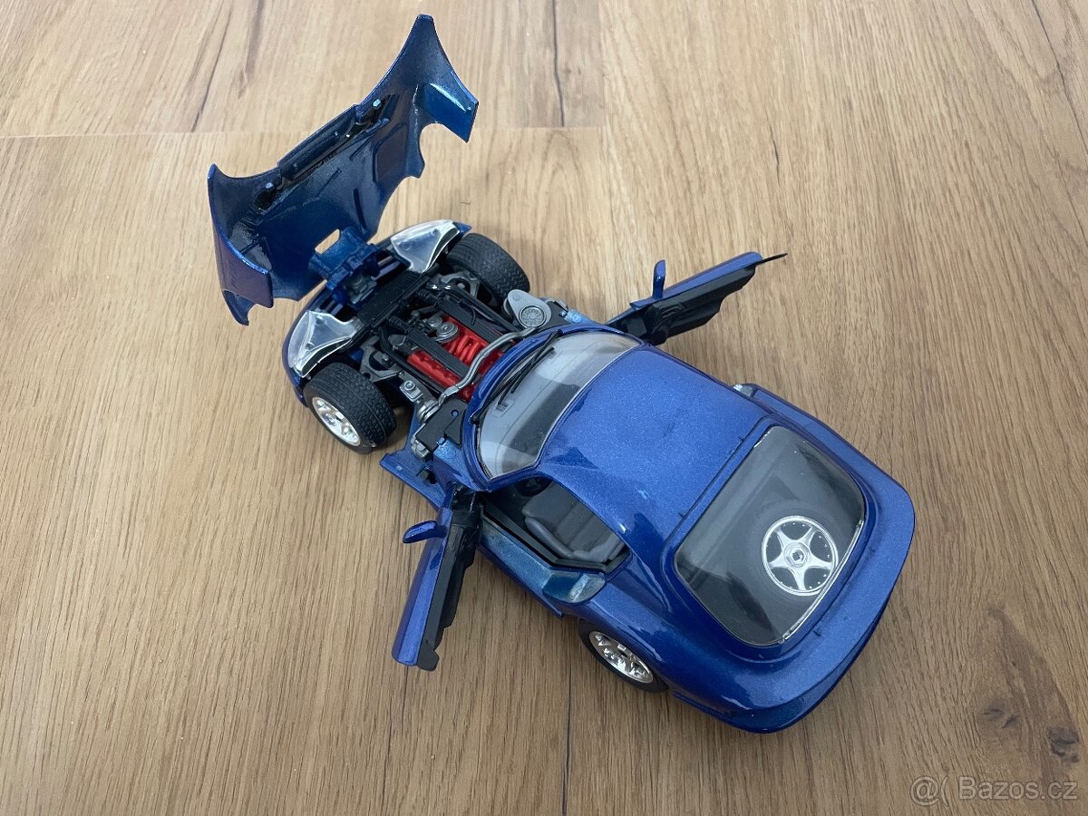 Modely aut - 1:24 - 16