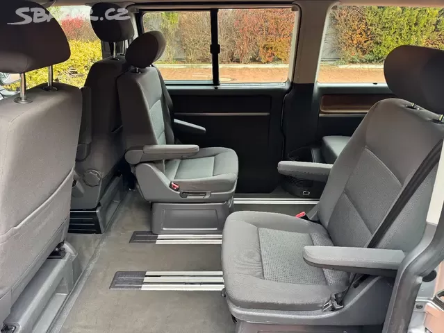 VW Multivan 1.9TDI 75kW,7.Míst,Klima,Tažné,Webasto - 16