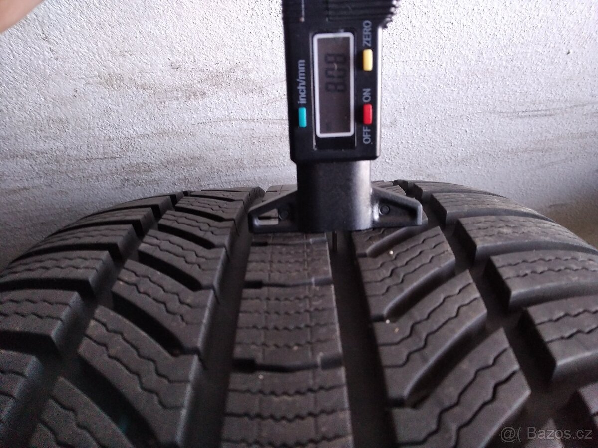 Zánovní zimní komplet Enyaq, Elroq 235/50+255/45 R20 - 16