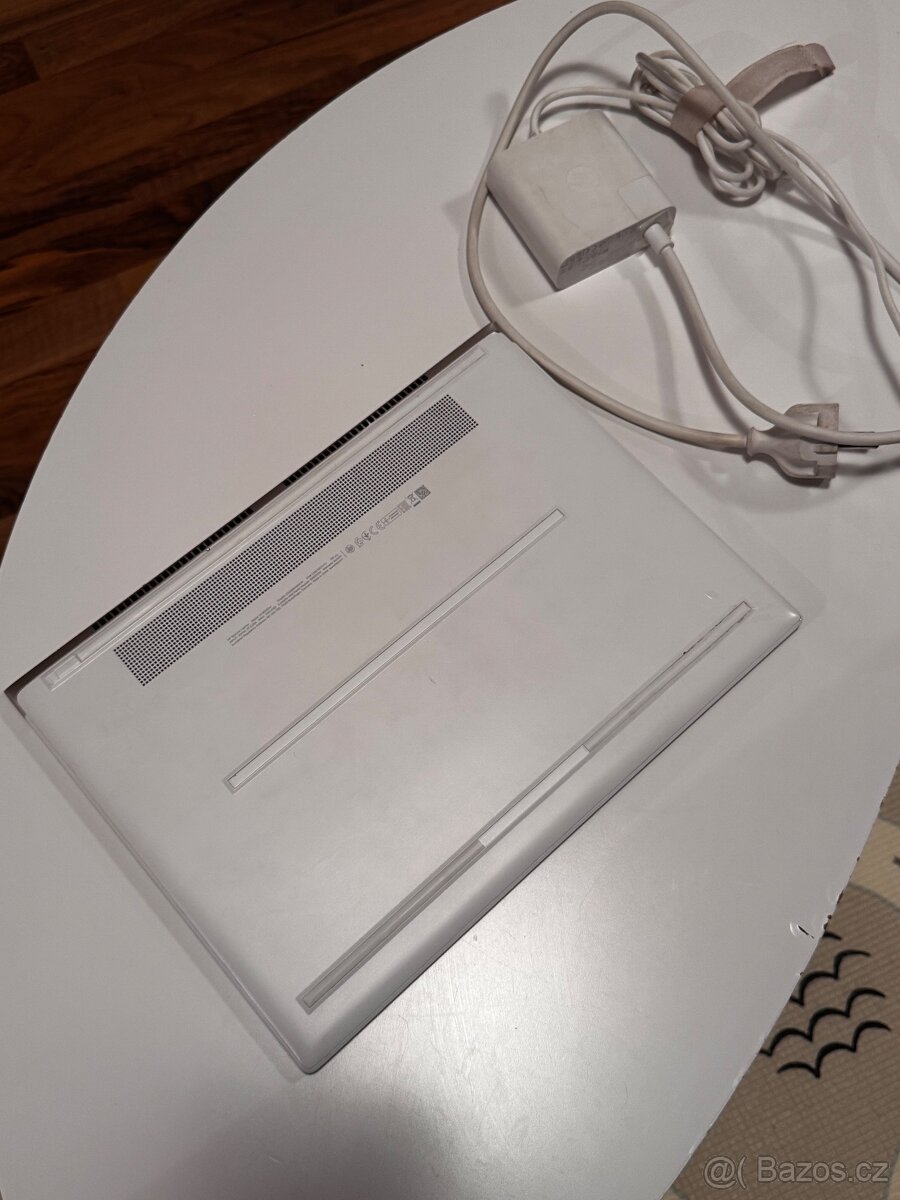 HP Spectre Laptop 13” - 16