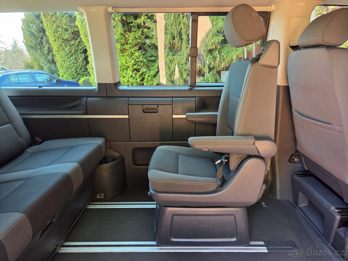 VW Multivan T5 2.0TDI 103kW Team Webasto,tažné,serviska - 16