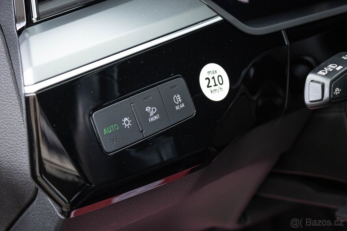 Audi E-tron 55 quattro S line - 16