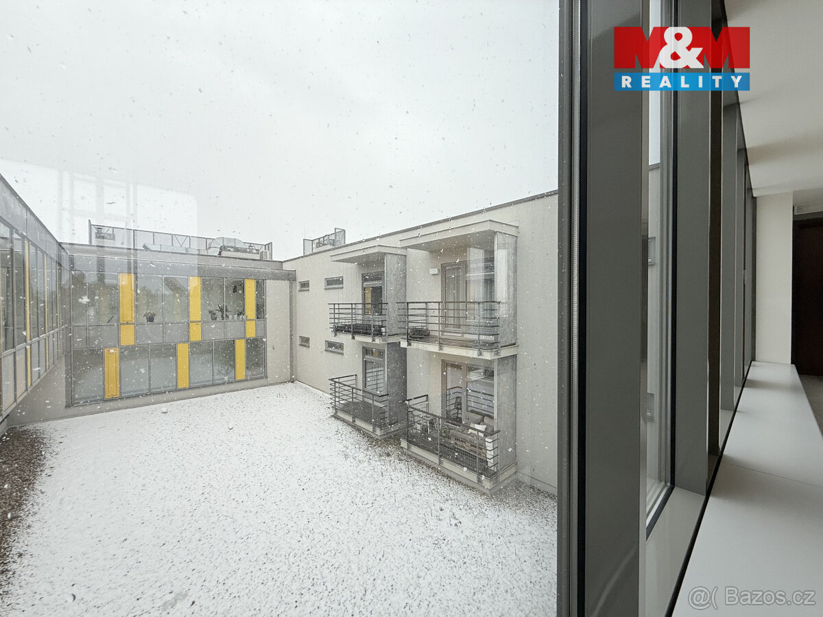 Pronájem bytu 3+kk, 91 m², Dolní Břežany, Náměstí Na Sádkách - 16