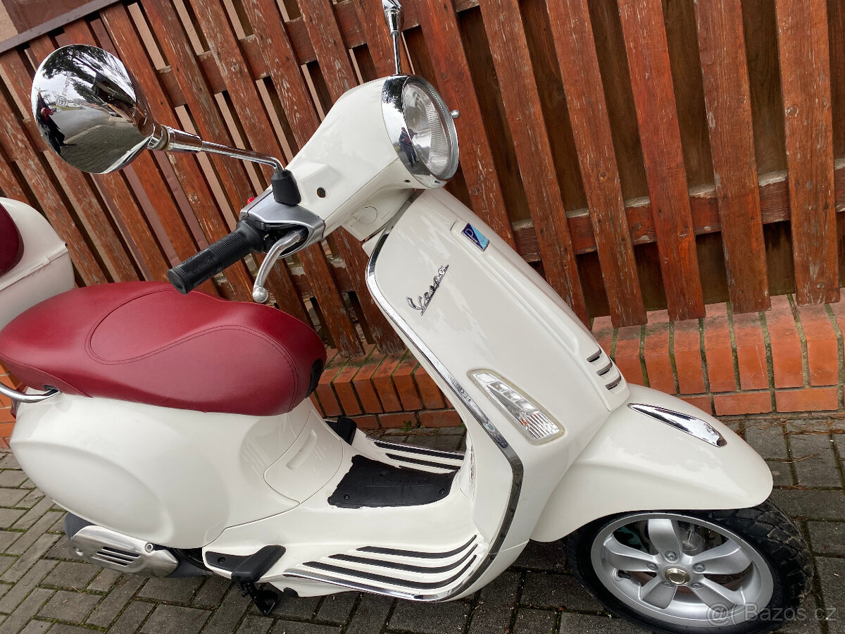 Vespa Primavera 125 3V - 16