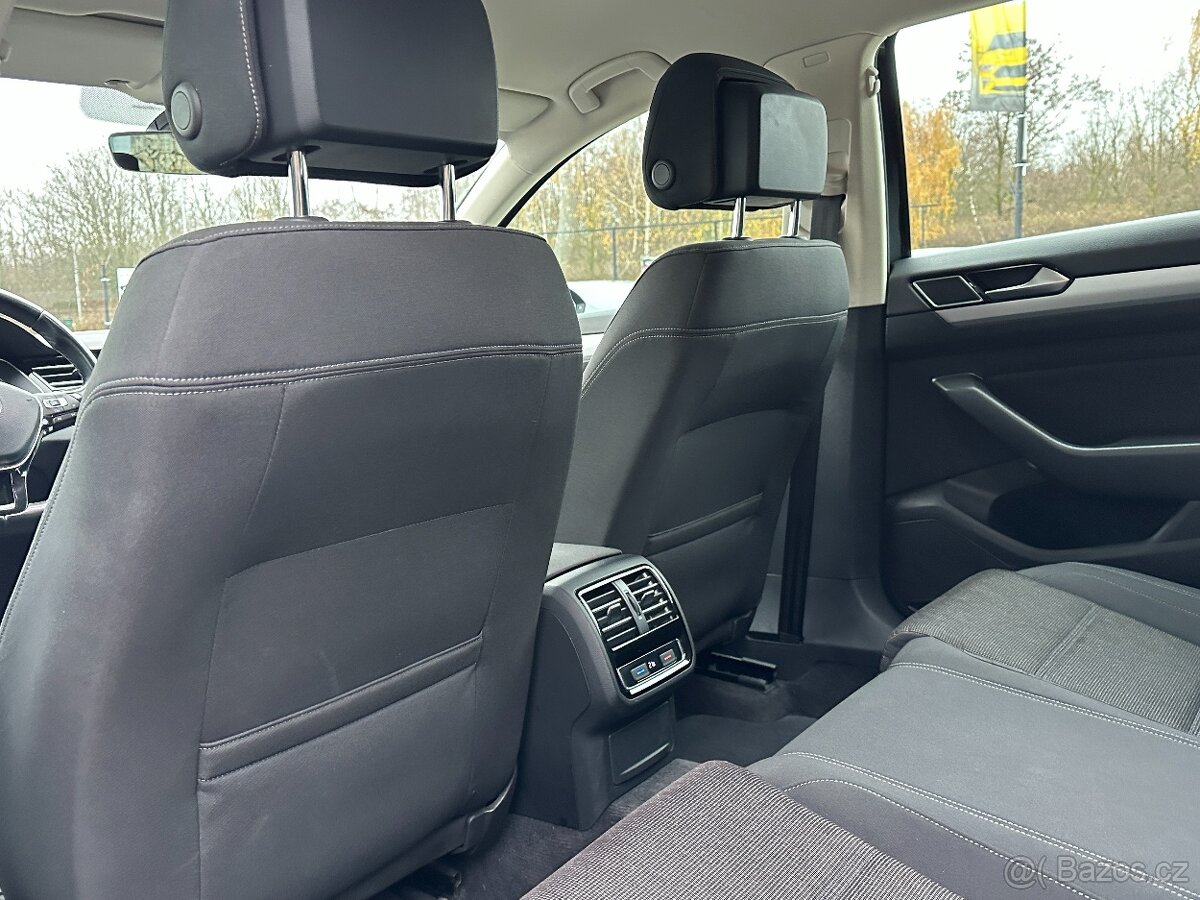 Volkswagen Passat 2018 - 16