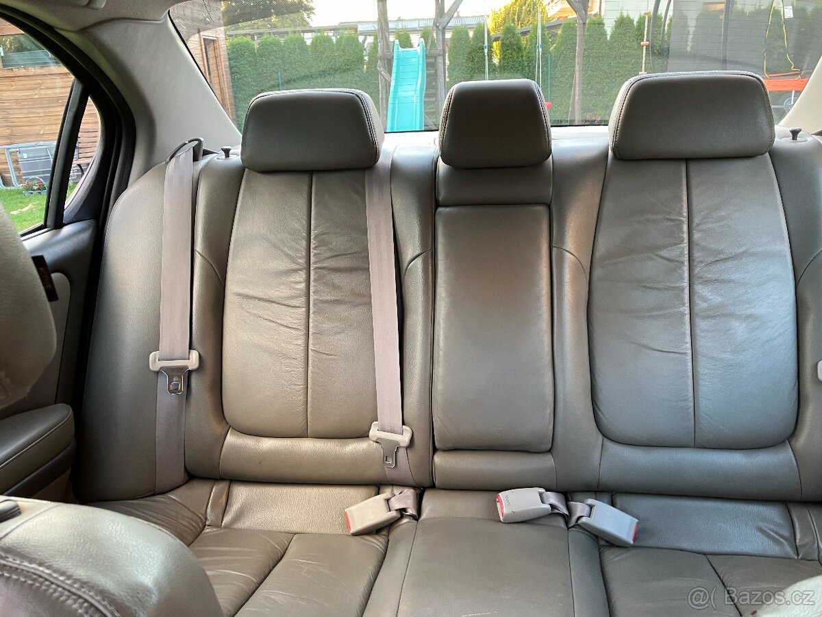 Nissan Maxima QX A33, rok 2002, V6 3.0 147kW, manuál - 16