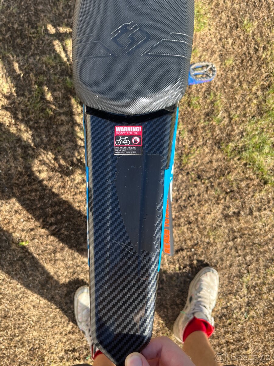 Surron light bee x - 16