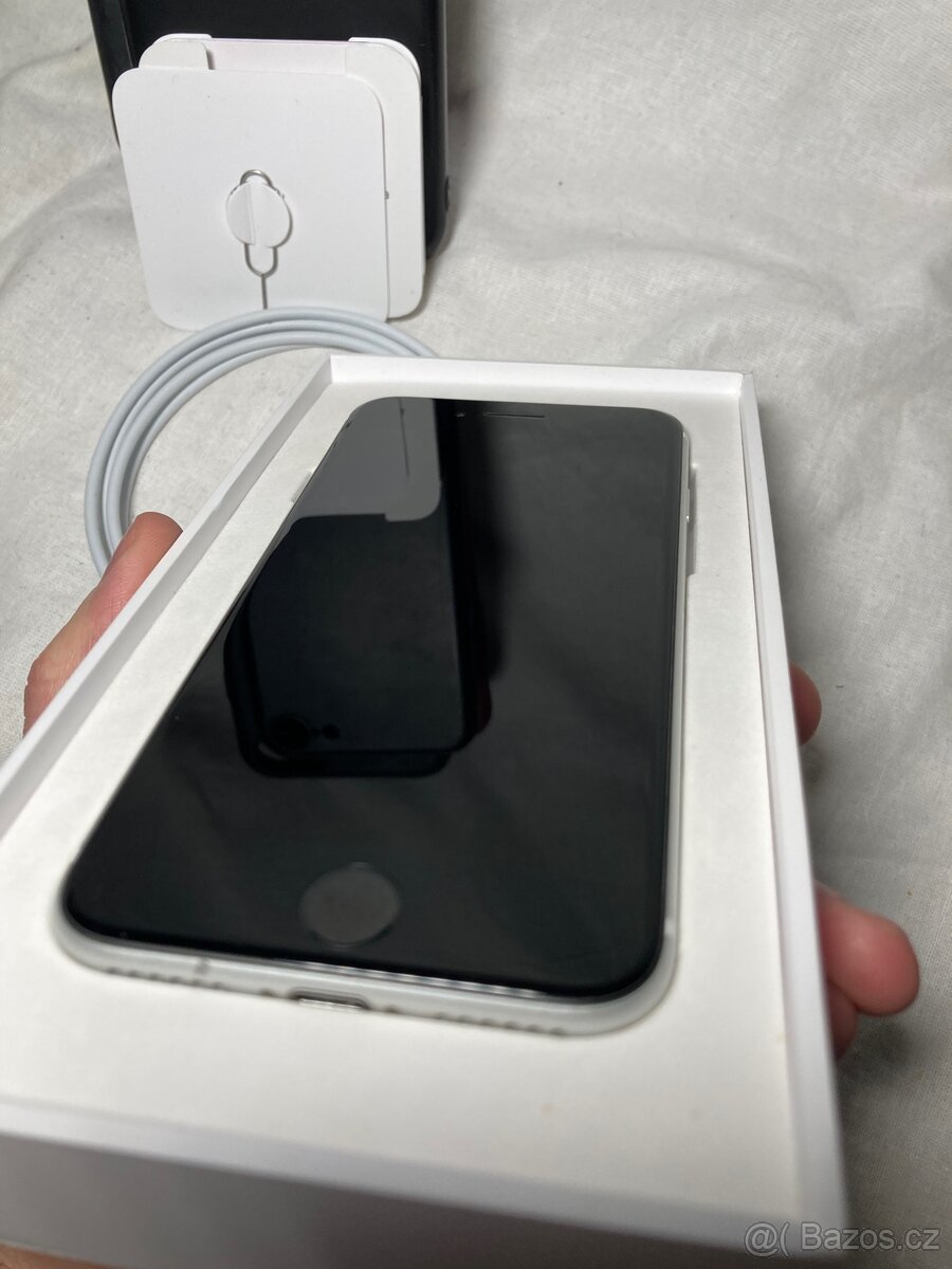 ✅iPhone SE 2020, 128GB, bílý✅ - 16
