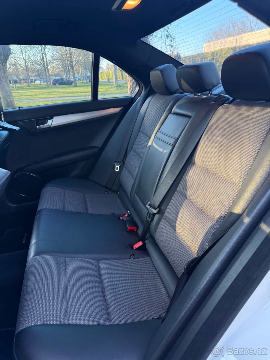 Mercedes-Benz C220CDI - 16