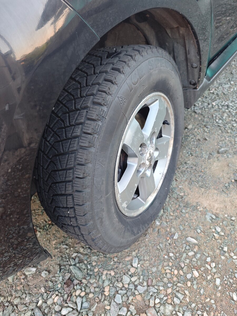 Peugeot 4007 4x4 2,2 HDI 115kw rok 2008 - 16