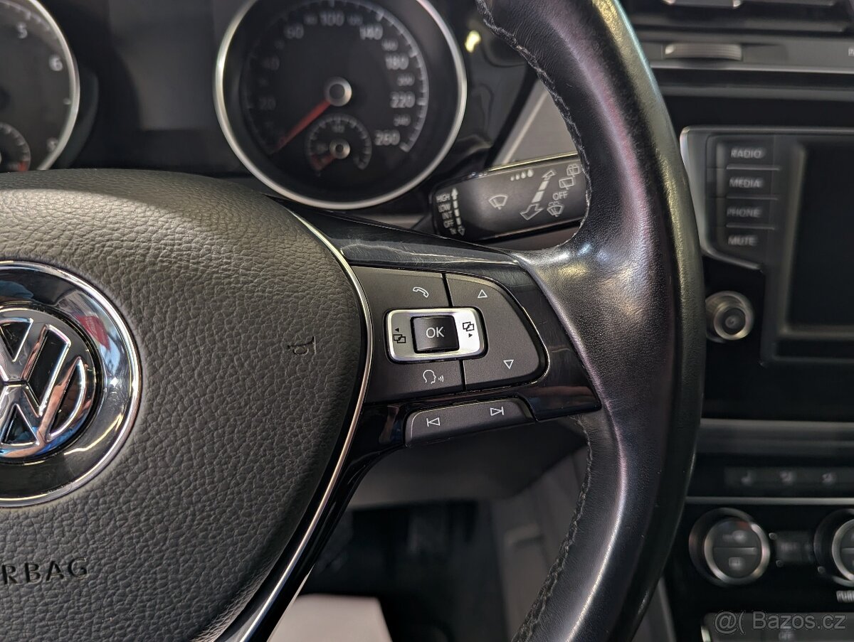 Volkswagen Touran 1.4TSi 110kW, DSG, 7 MÍST, TEMPOMAT, PDC - 16