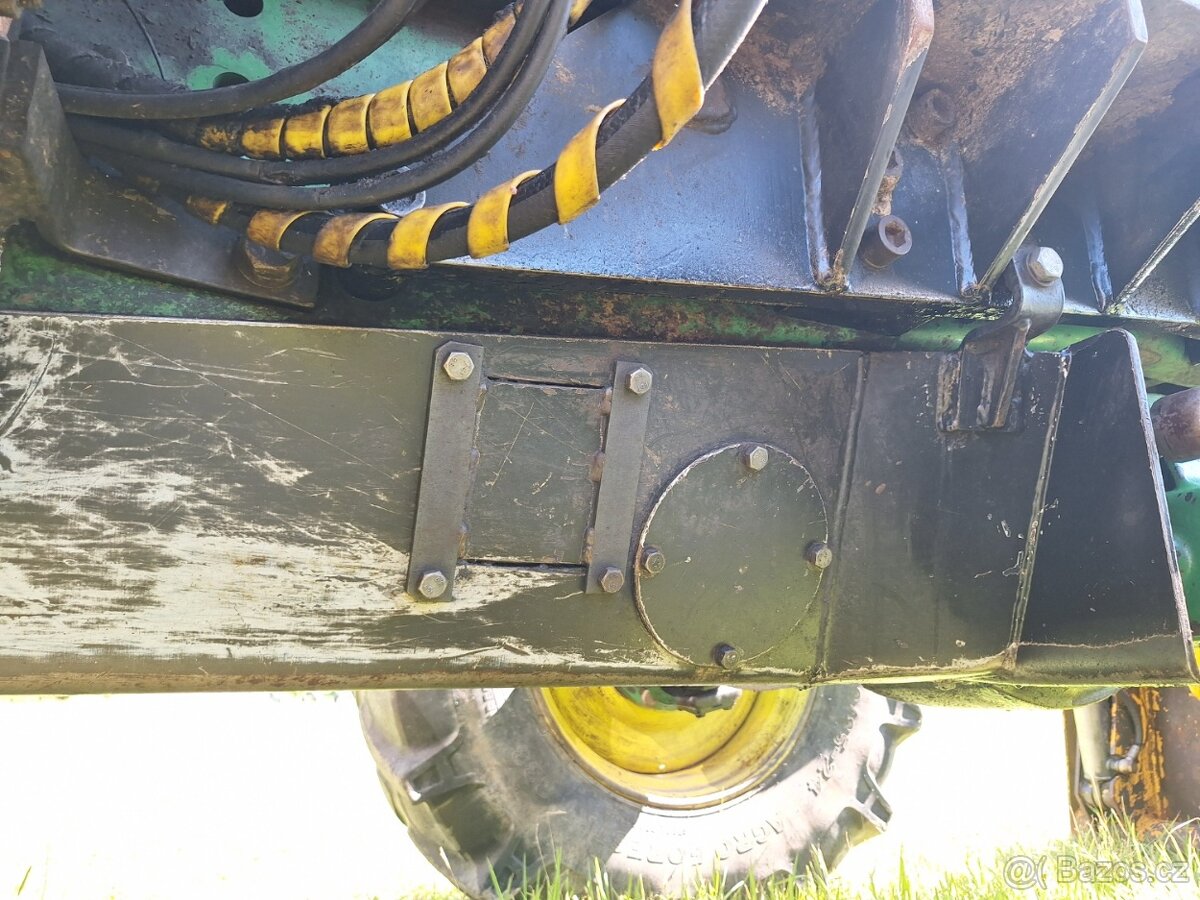 JOHN DEERE 6130 STANDARD 4X4 - 16