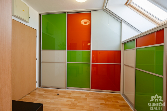 Pronájem mezonetového bytu 2+kk s pracovnou, 82 m², Uherské - 16