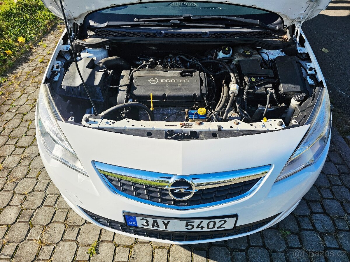 OPEL ASTRA J 1.6 85 KW 2012 /PLYN /TAŽNÉ - 16