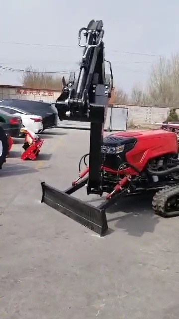 Nový multifunkční pásový traktor - 16