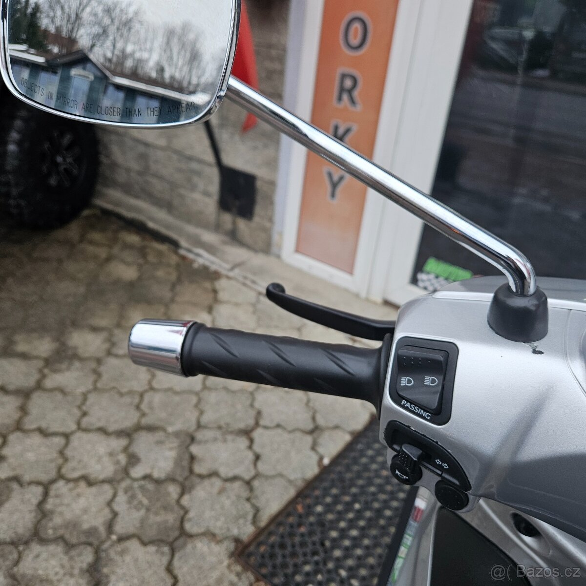 Piaggio Beverly 500, Topcase, 2x klíč - 16