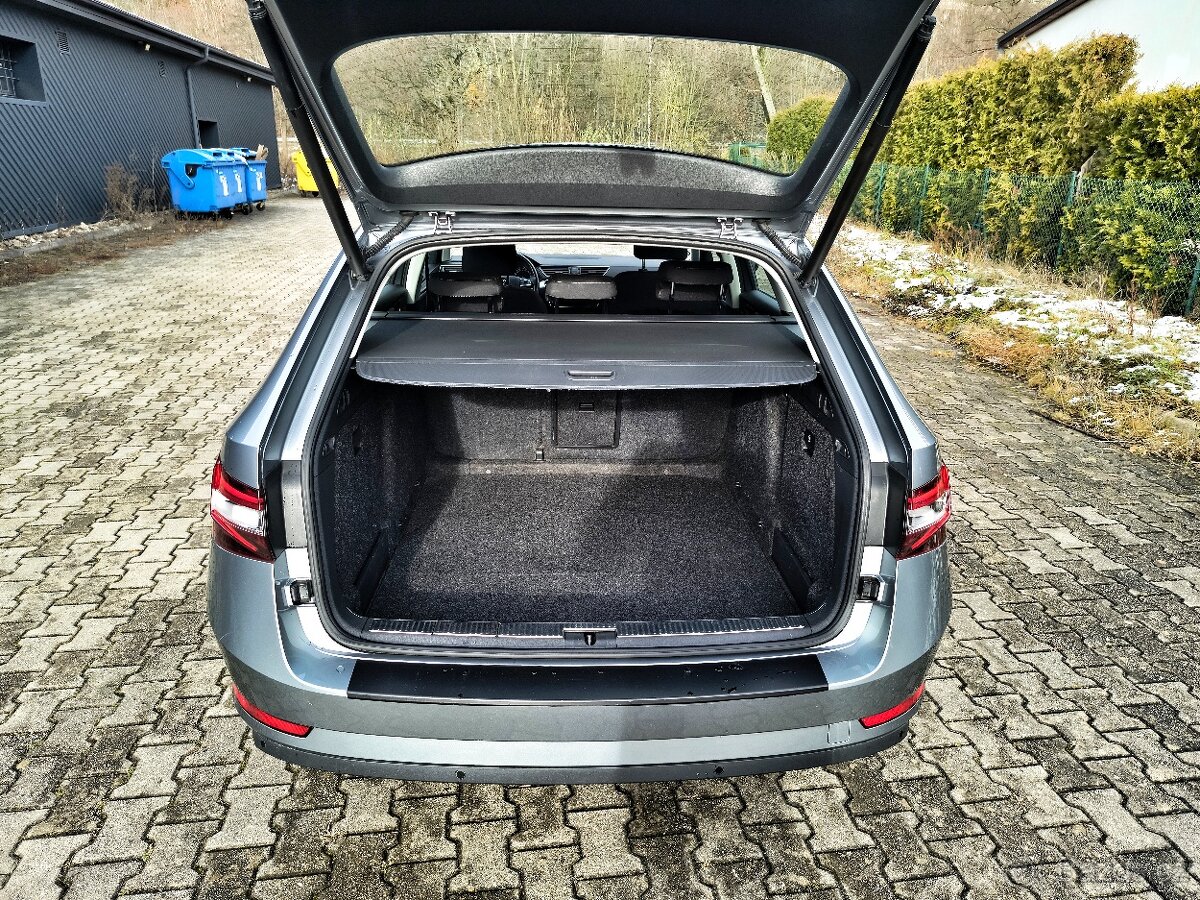 Škoda Superb 2.0TDi/110KW/Navi/El.Víko/El.tažné/2019 - 16
