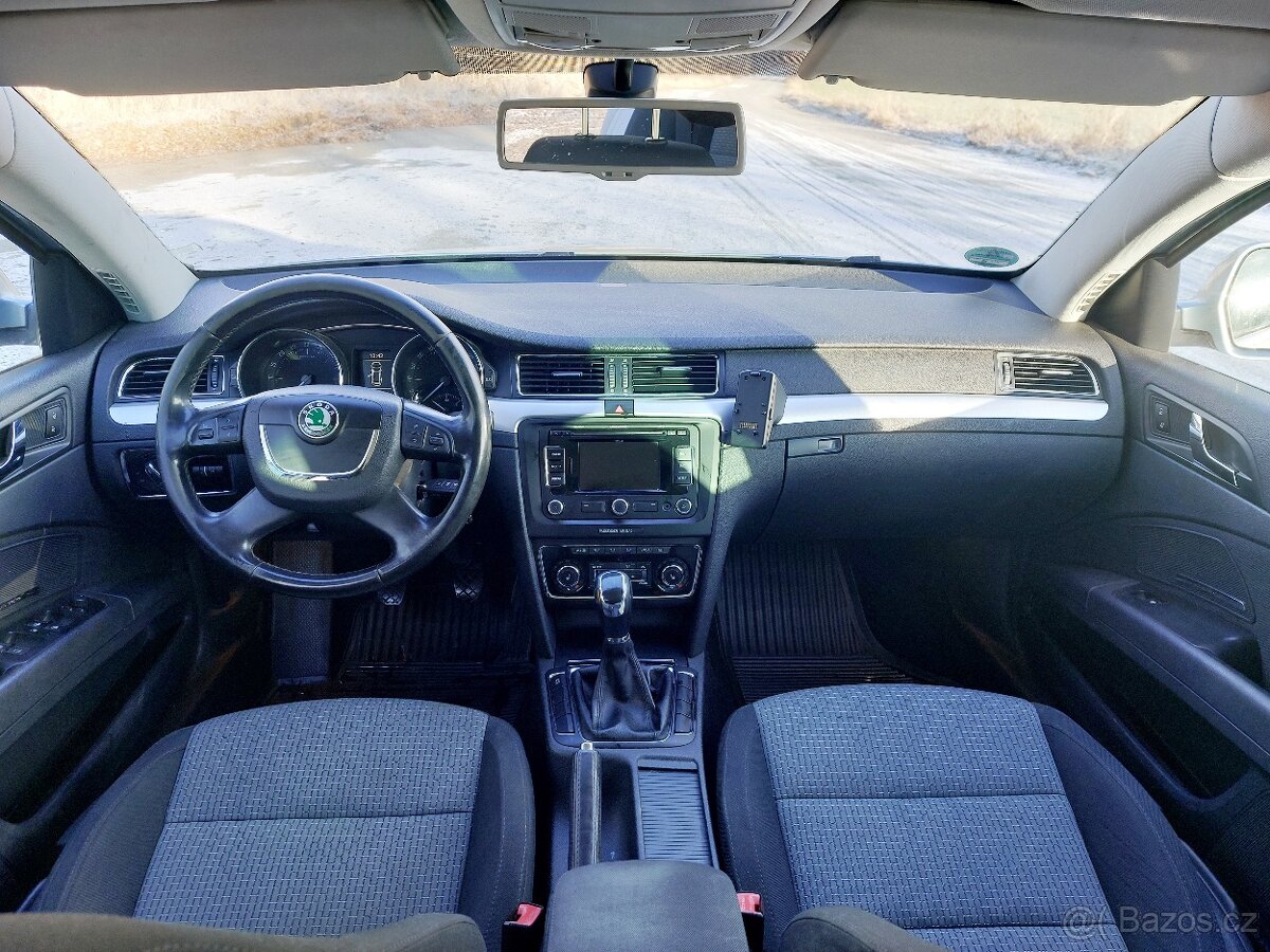 Škoda Superb 2.0TDi 103kw 10/2011 - 16
