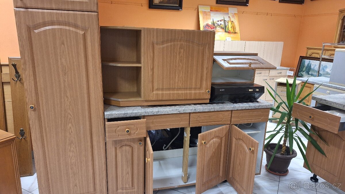 Kuchyňská linka německé výroby - 16