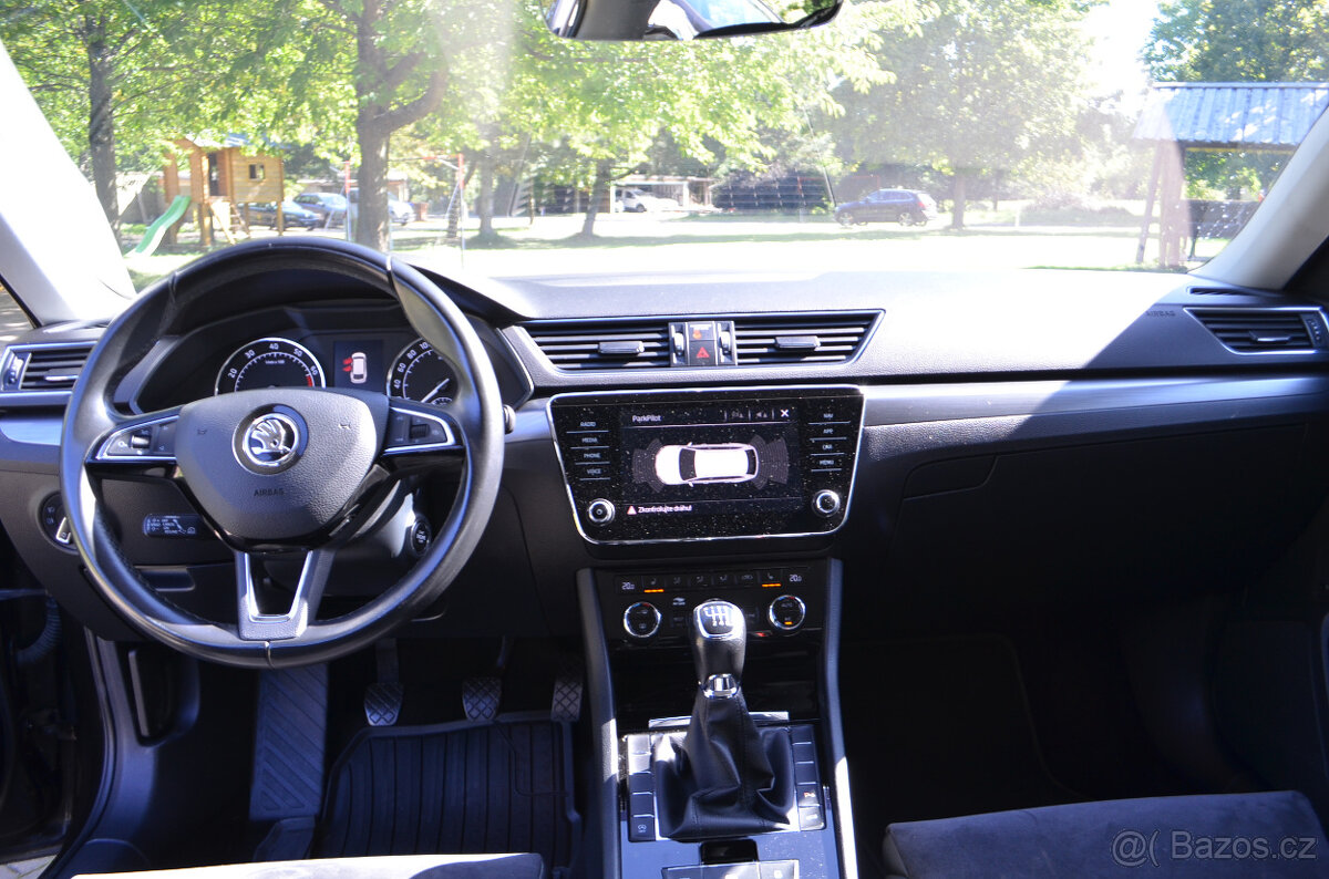 PRODÁM ŠKODA SUPERB COMBI ČR 1.5TSI 2019 99.000KM - 16