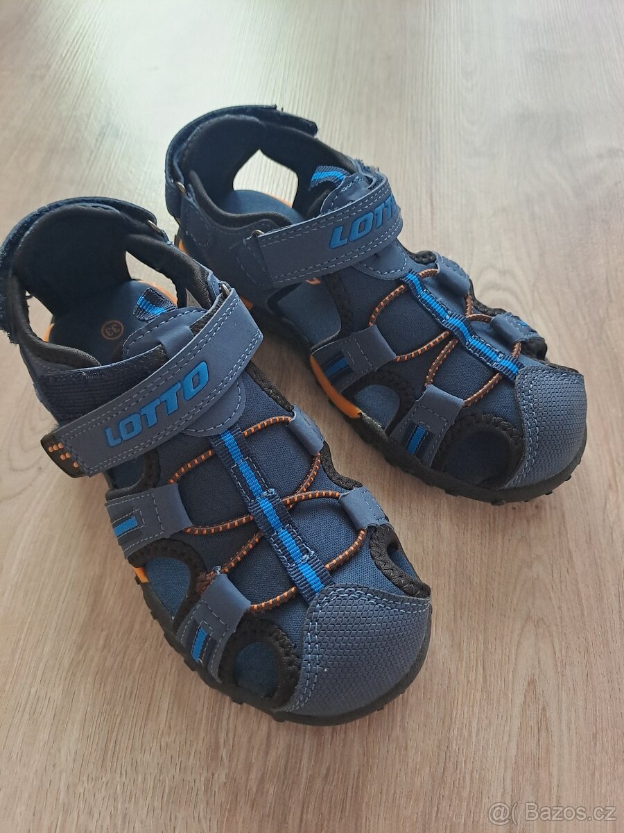 Dětské botasky, sandále, přezůvky, zateplené různé velikosti - 16