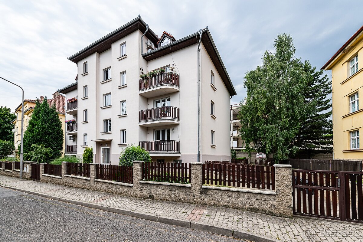 Vybavený byt 1+1 s klimatizací a zahradou - 16