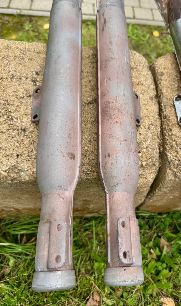 Jawa CZ 125 150 175 malá kyvacka - rybiny - 16