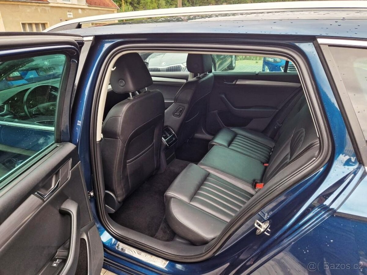 ŠKODA Superb, 2.0 TDi (110 kW), DSG, vyhřívaná zadní sedadla - 16