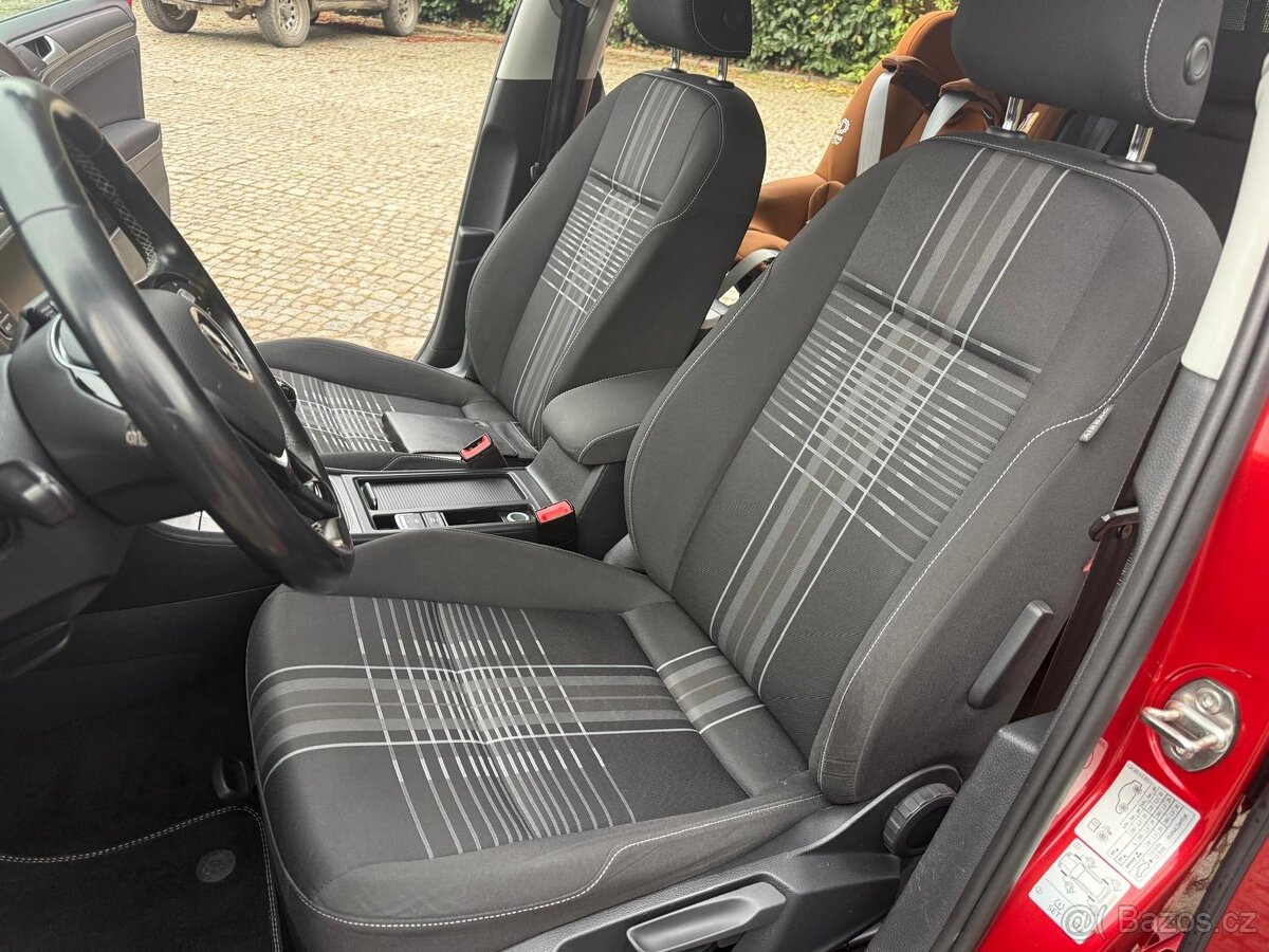 Volkswagen Golf VII 1.4 TSI 92kW edice LOUNGE - 16