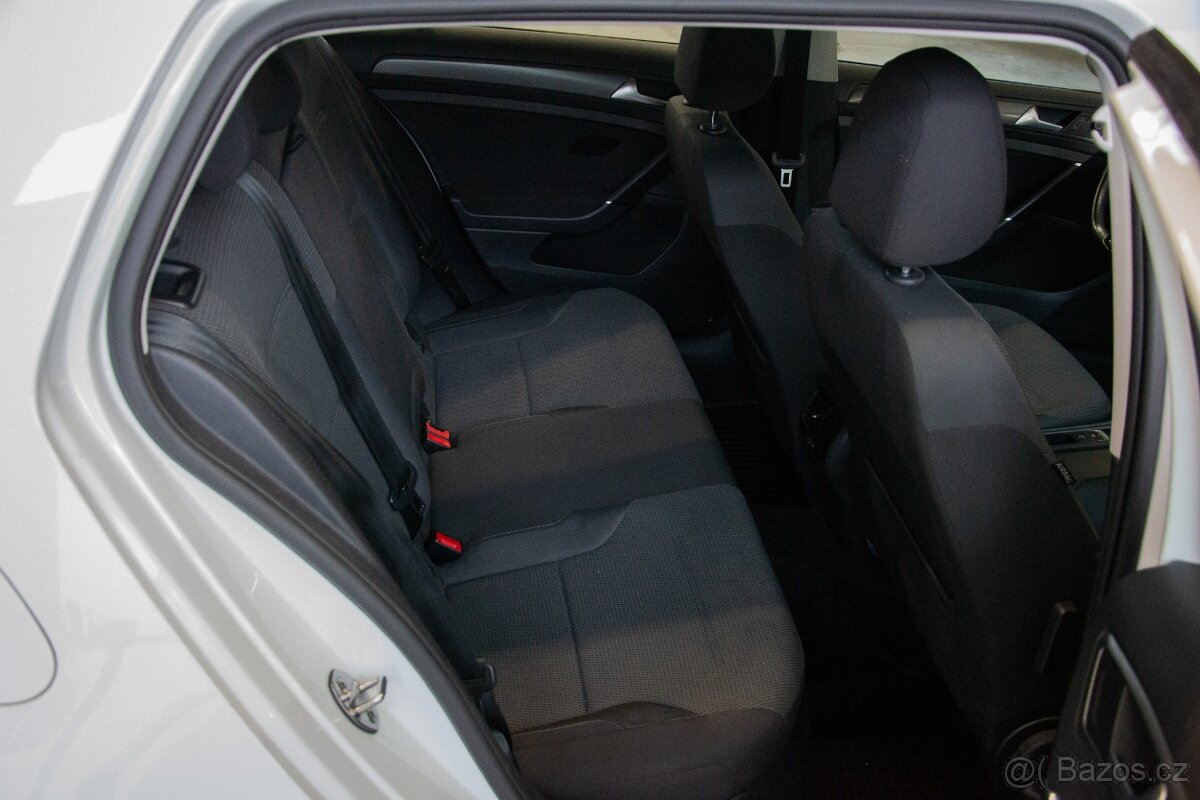 VOLKSWAGEN E-GOLF VARIANT - 16