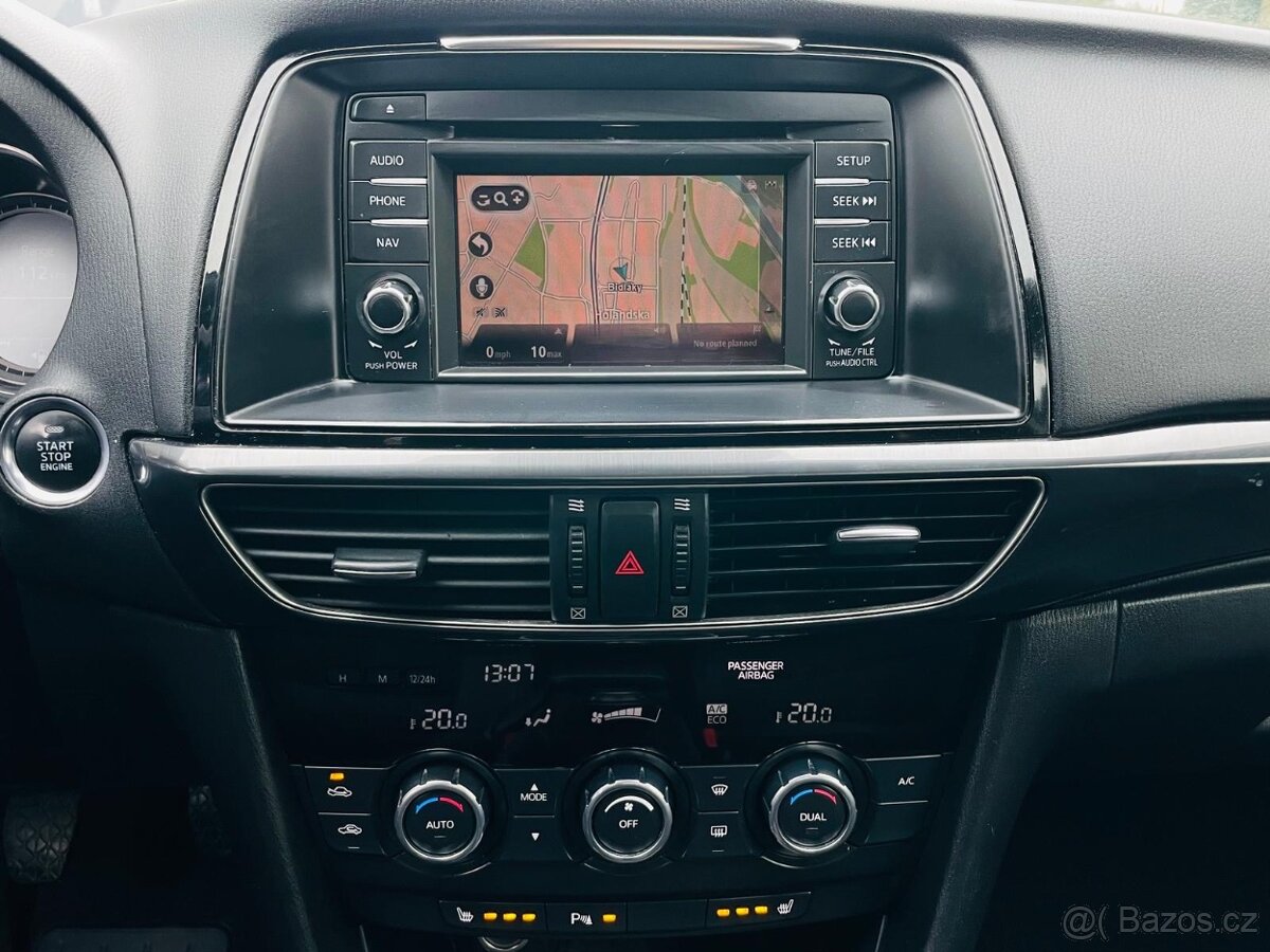 Mazda 6 2.0i 121KW BENZIN MANUÁL VÝHŘEV SENZORY PĚKNÝ STAV - 16