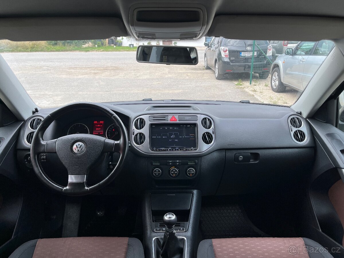 Volkswagen Tiguan 2.0 TDI 103kW = Top Stav, Bez korozie = - 16