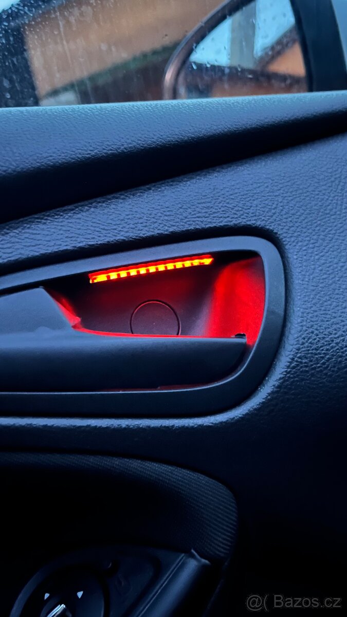 Ford focus 3 hatchback - 16