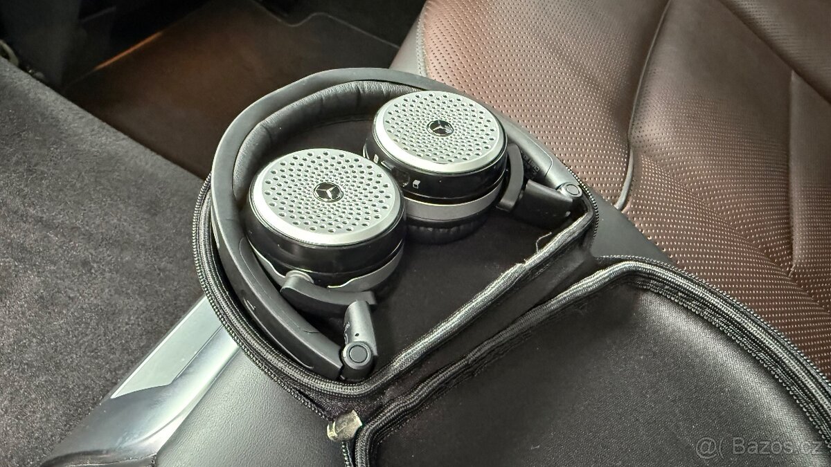 Mercedes-benz E 350 BlueTEC 4MATIC Wagon / E 350 d 4MATIC - 16