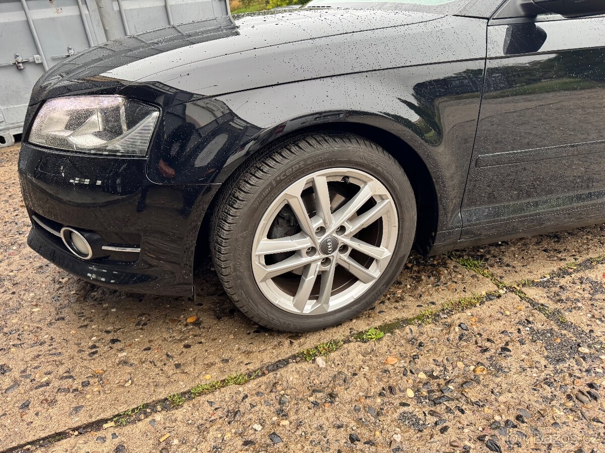 AUDI A3 SPORTBACK 1.4 TSI 92kW 2012 TOP STAV - 16