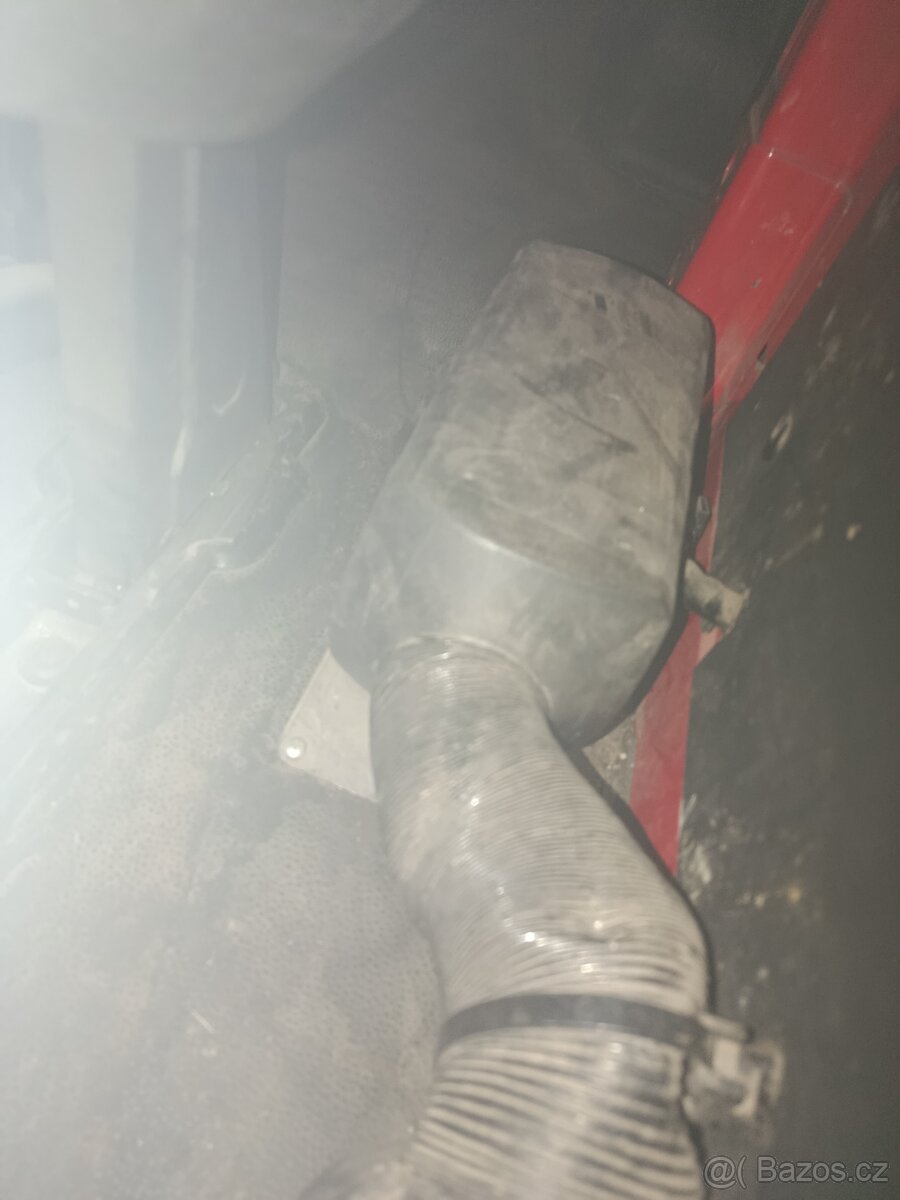 Ford Transit Custom 6 míst L2H1 - 16