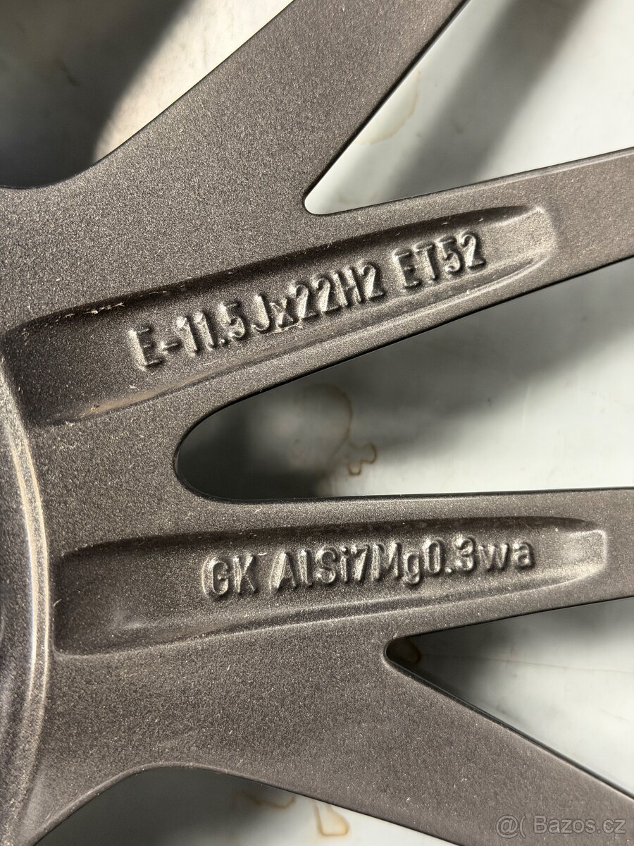 Porsche R22 Original na Cayenne Turbo s pneumatikami PirellI - 16