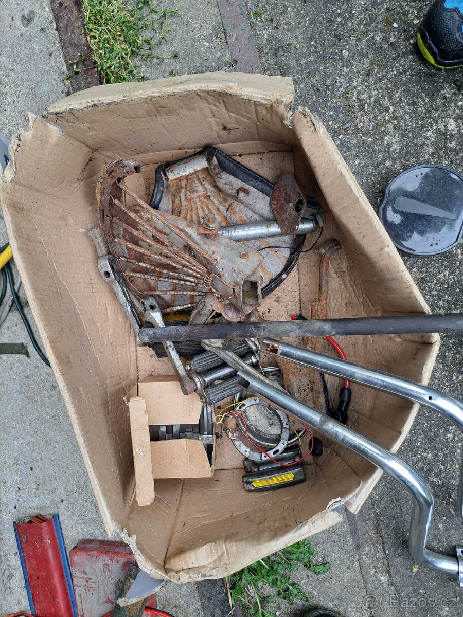 Babetta 207 + díly - 16