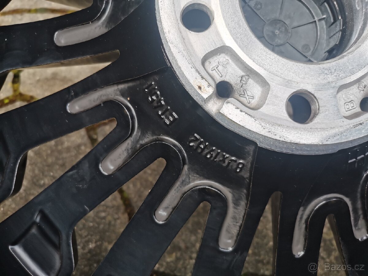 Originální alu kola na Mercedes CLE 19" AMG - 16