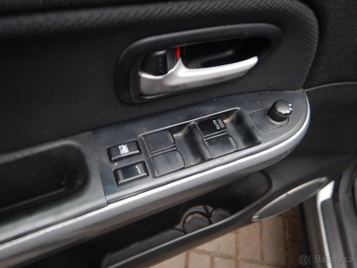 SUZUKI Grand Vitara 1.9 DDiS, TAŽNÉ - 16