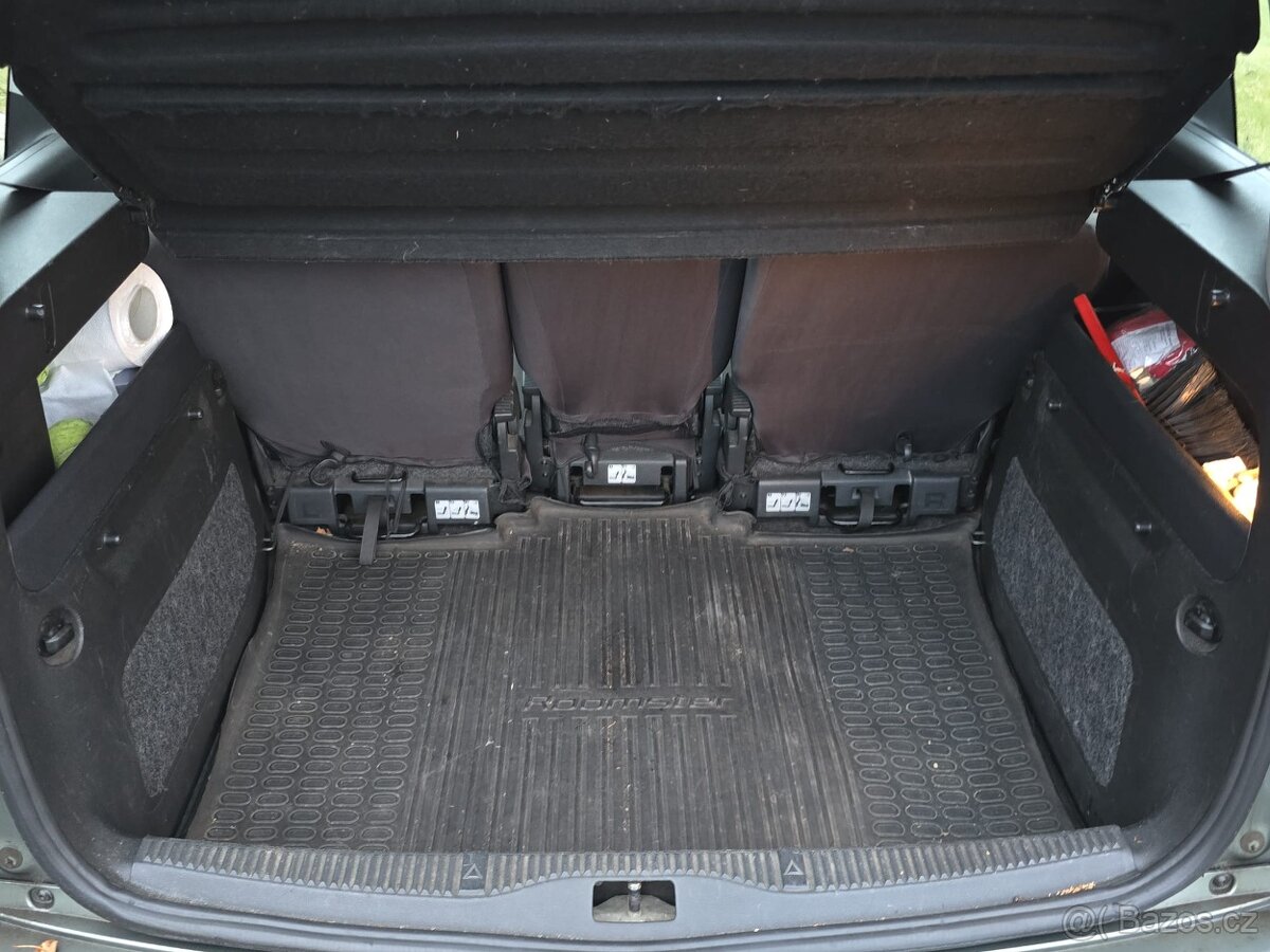 škoda roomster - 16