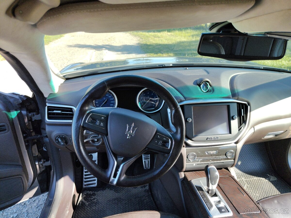 Maserati Ghibli SQ4 - 16