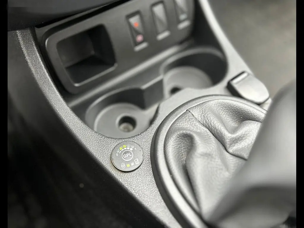 Dacia Duster, Dacia Duster 1.6 SCe BA+LPG - 16