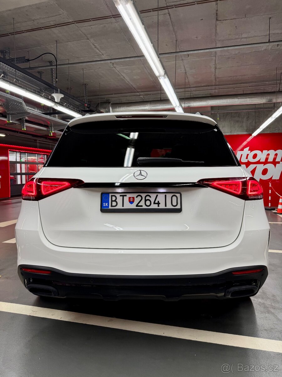 Mercedes-Benz GLE 300d 4MATIC AMG Night - 16
