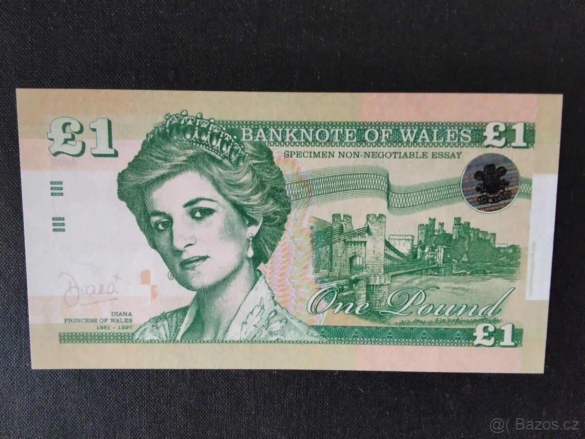 Vice kusů bankovek,UNC - 16