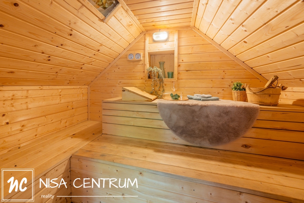 Prodej rodinného domu - 16