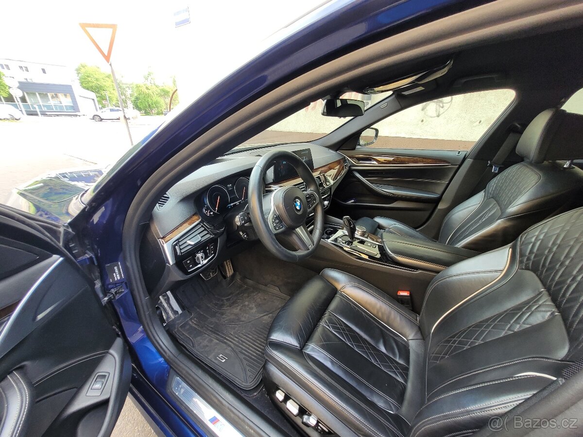 BMW Řada 5, BMW 5 540i 4x4 - 16