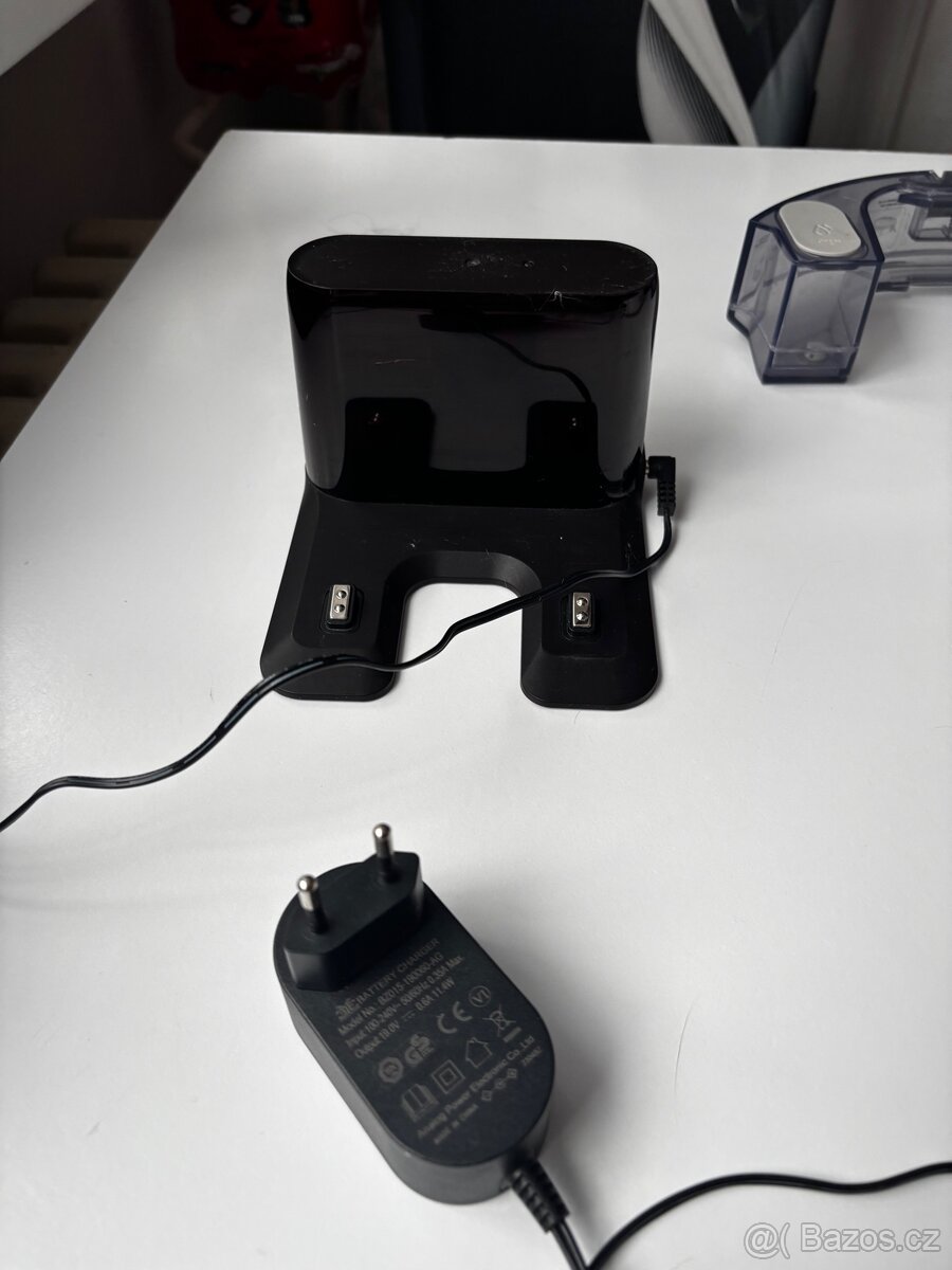 Prodám robotický vysavač Tesla - 16